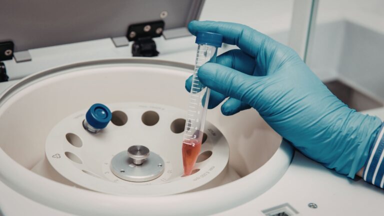 Oncology Logistics vs Other Medical Courier